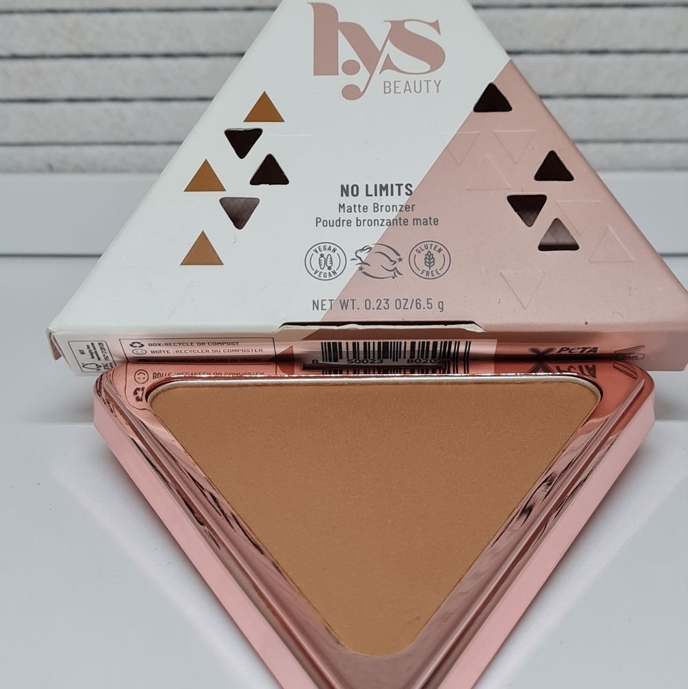 LYS Beauty: No Limits Matte Bronzer ~BNIB - Picture 2 of 14